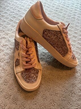 Vintage Havana Rose Pink Glitter Lace-Up Sneakers